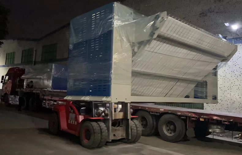 
		温州客户六辊高速烫平线
		(图5)